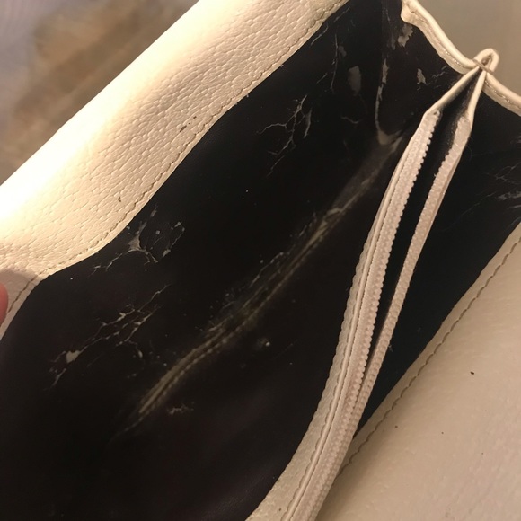 Authentic Gucci Bifold Wallet - Picture 16 of 16